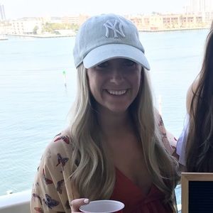 Meet your Posher, Tiffany